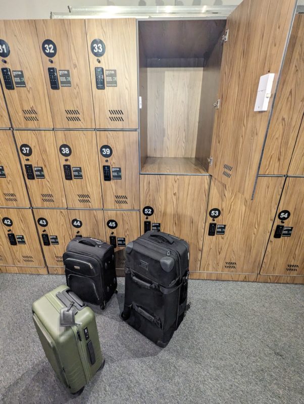 A locker with two Large hourly in it.